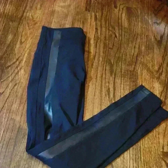 Athelta leggings - Picture 2 of 5